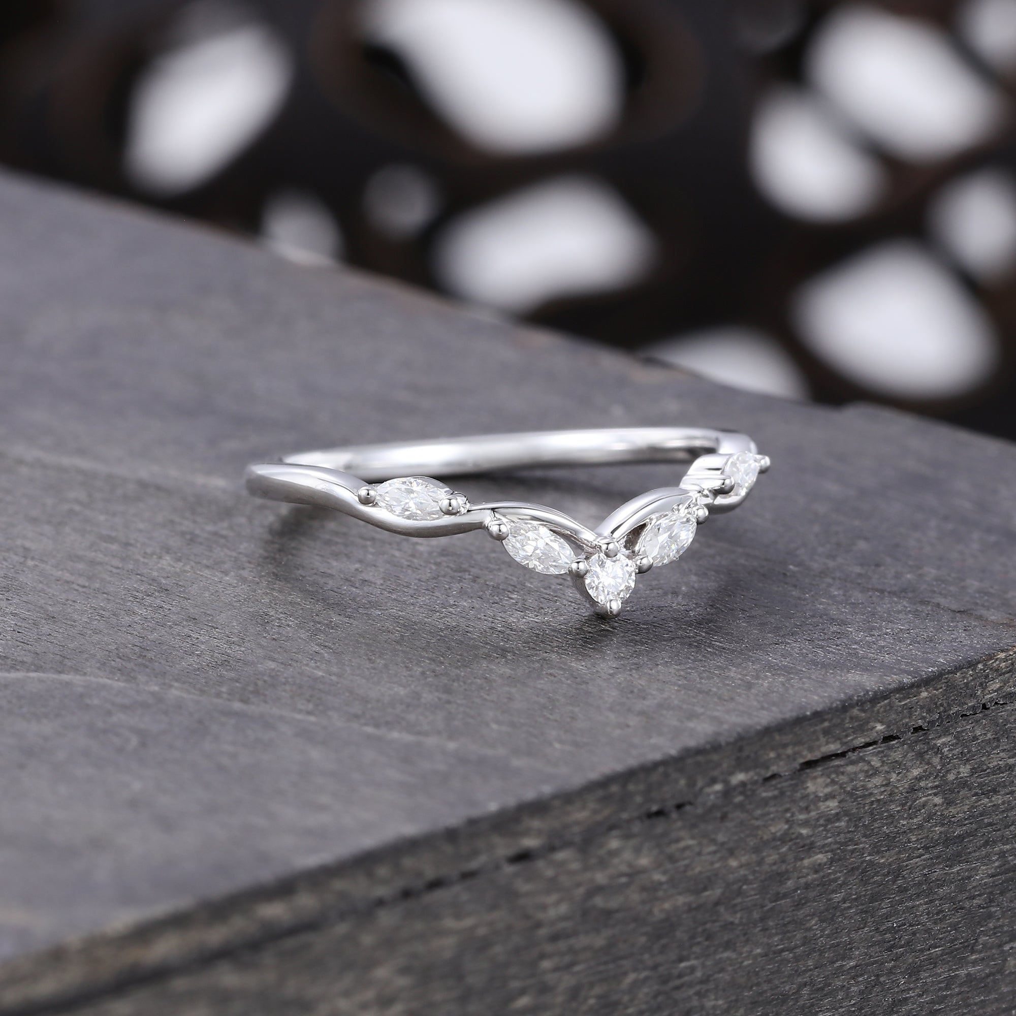 Marquise & Round Cut MoissaniteSeagull Arc Curved Wedding Band