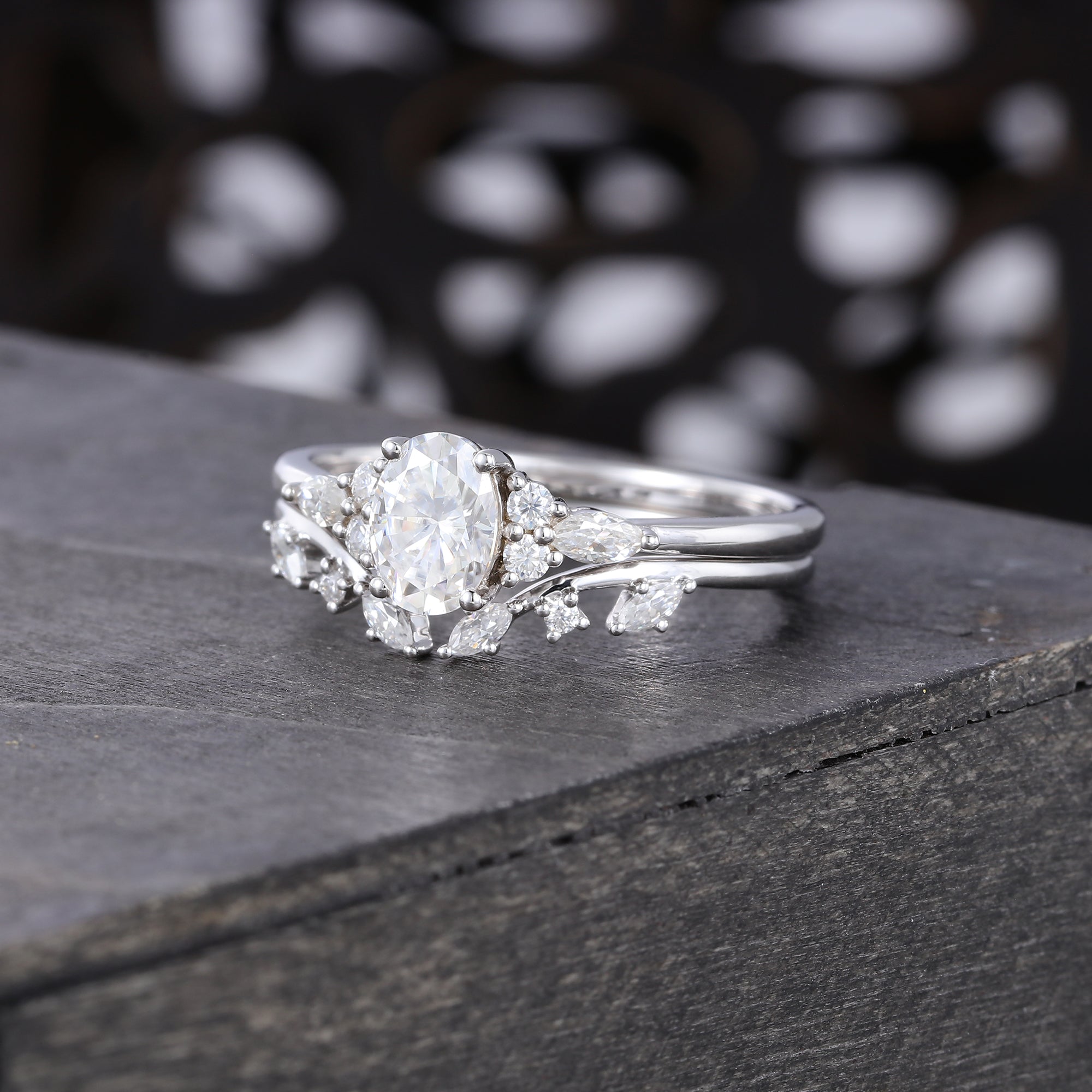 Oval Cut Moissanite Bridal Ring Set ClassicCluster Engagement Ring Set