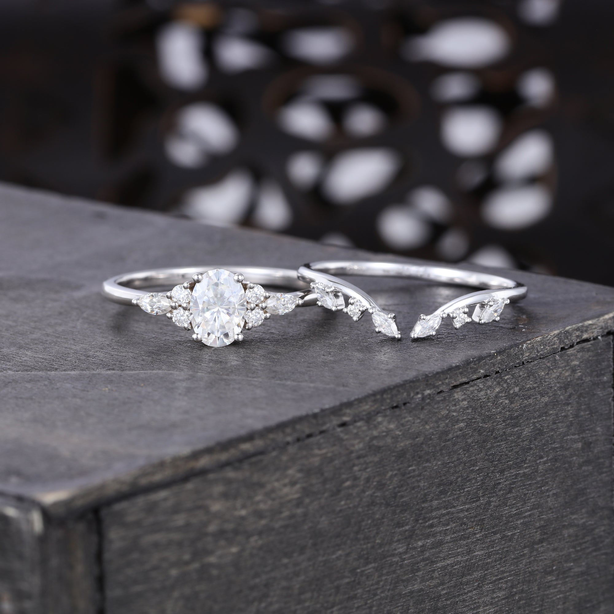 Oval Cut Moissanite Bridal Ring Set ClassicCluster Engagement Ring Set
