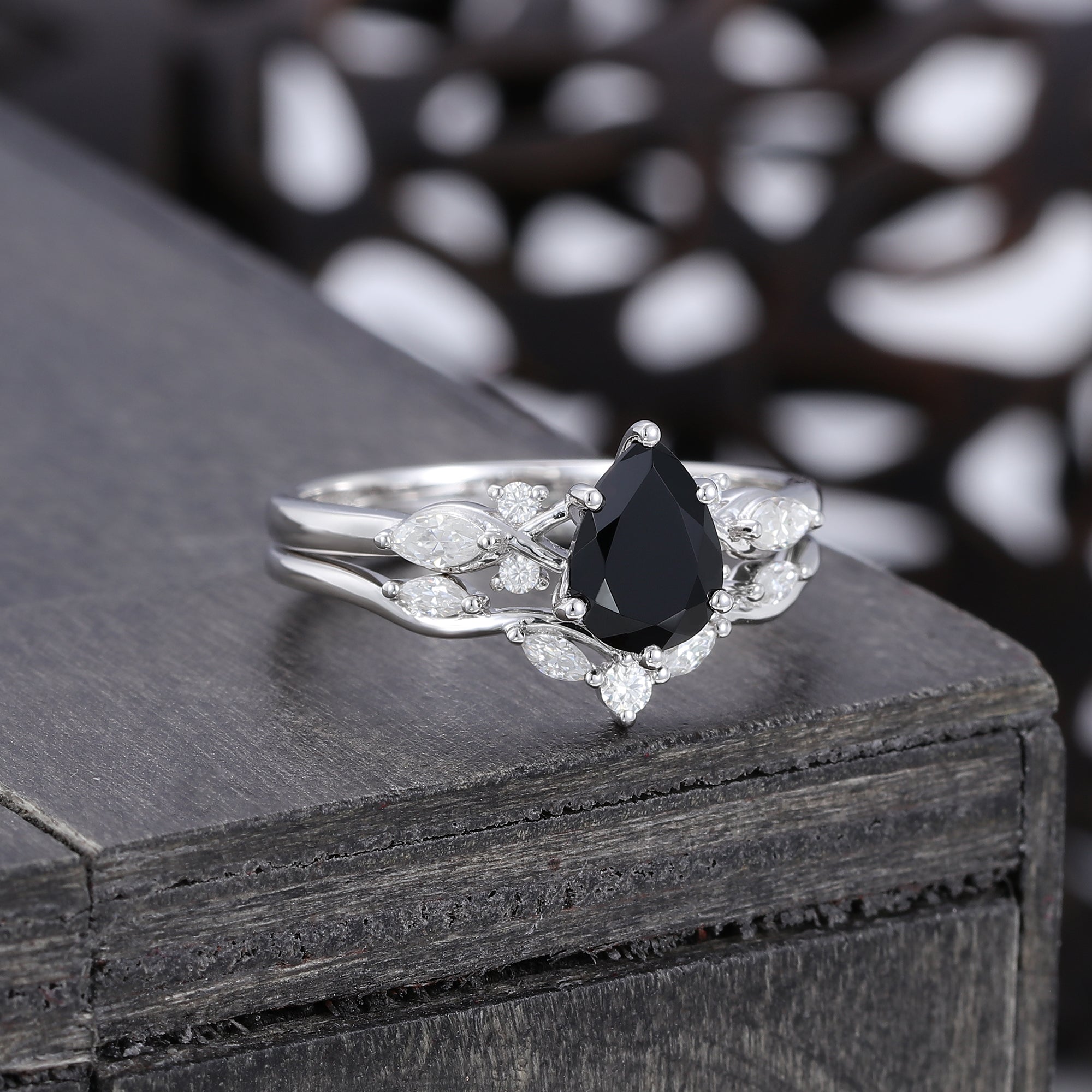 Pear Cut Black Onyx Wedding RingSet Art Deco Bridal Ring Set