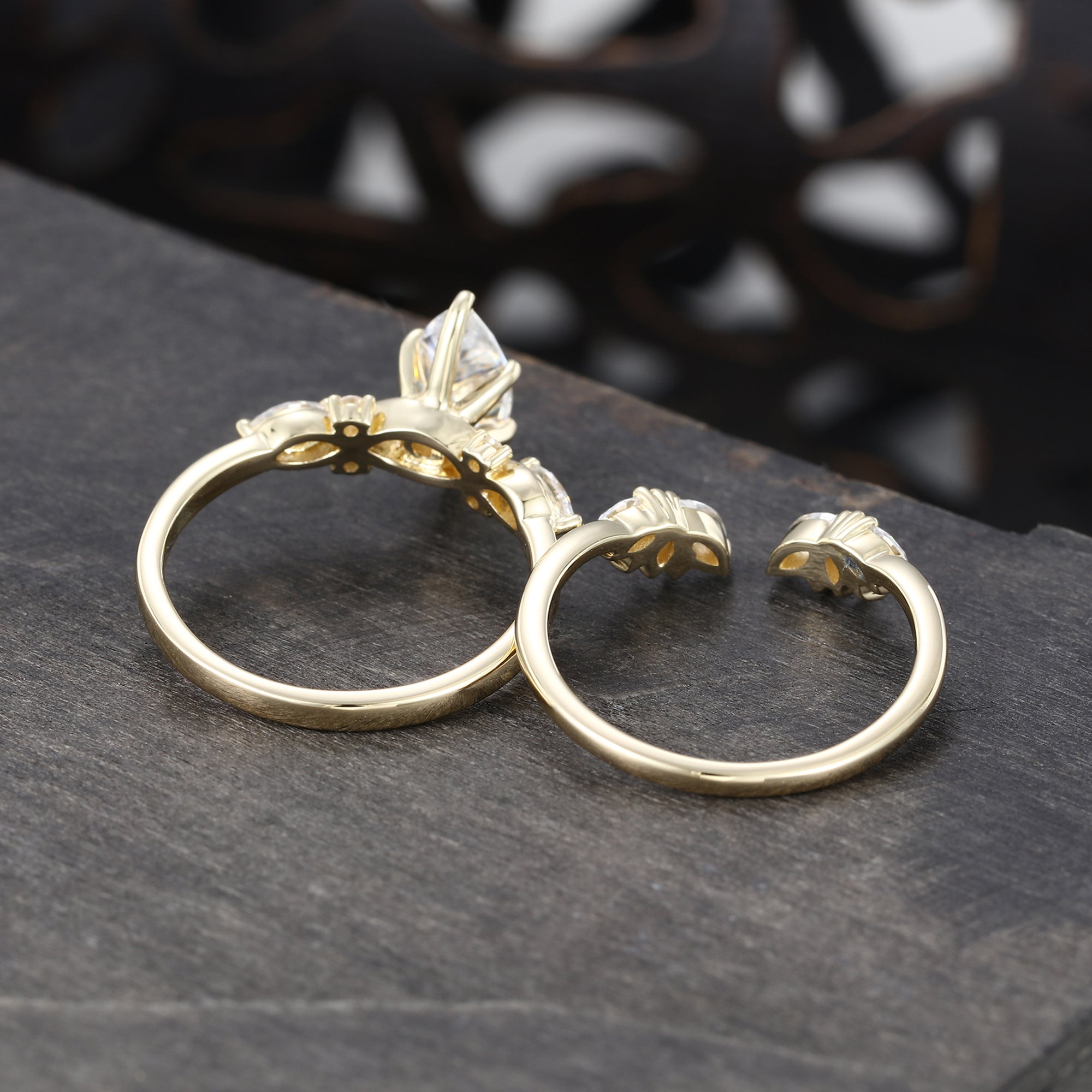 Unique Marquise Cut Moissanite Bridal Ring Set With Petal Band