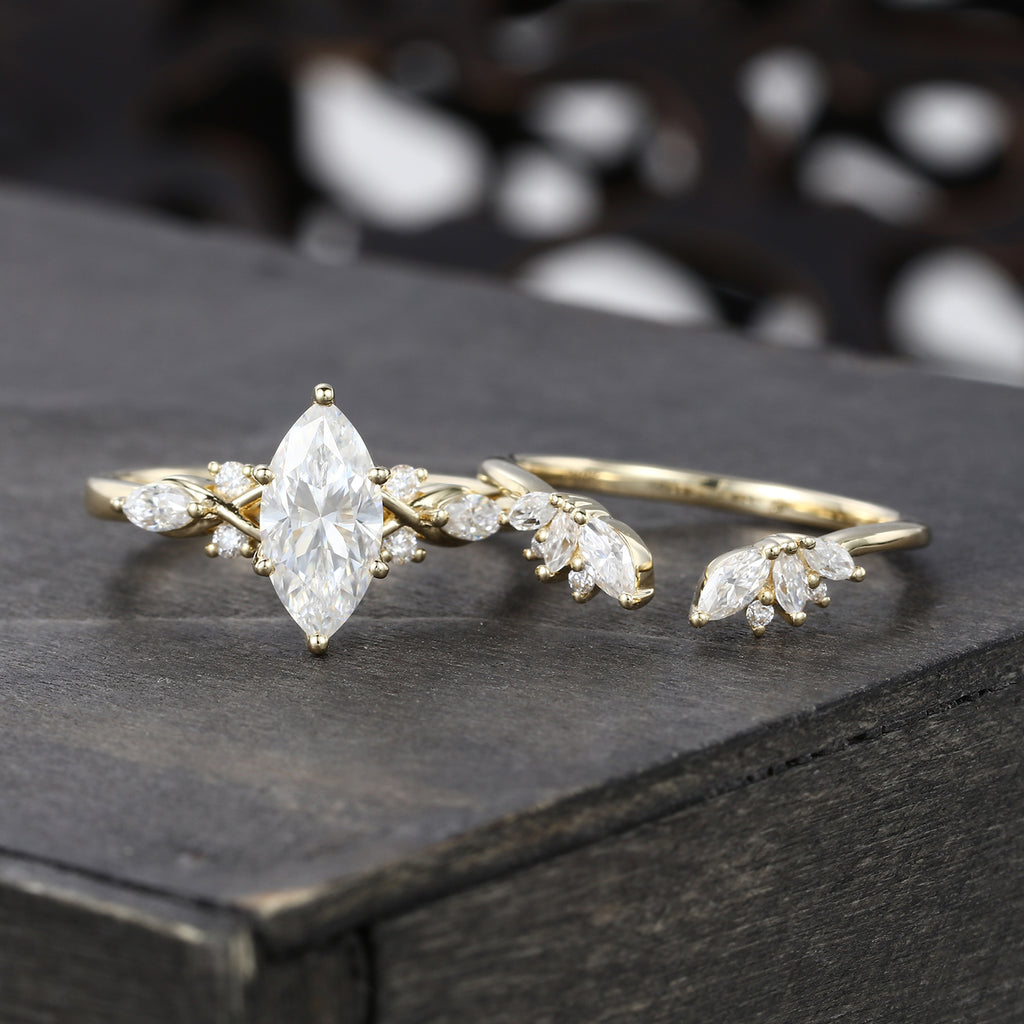 Unique Marquise Cut Moissanite Bridal Ring Set With Petal Band