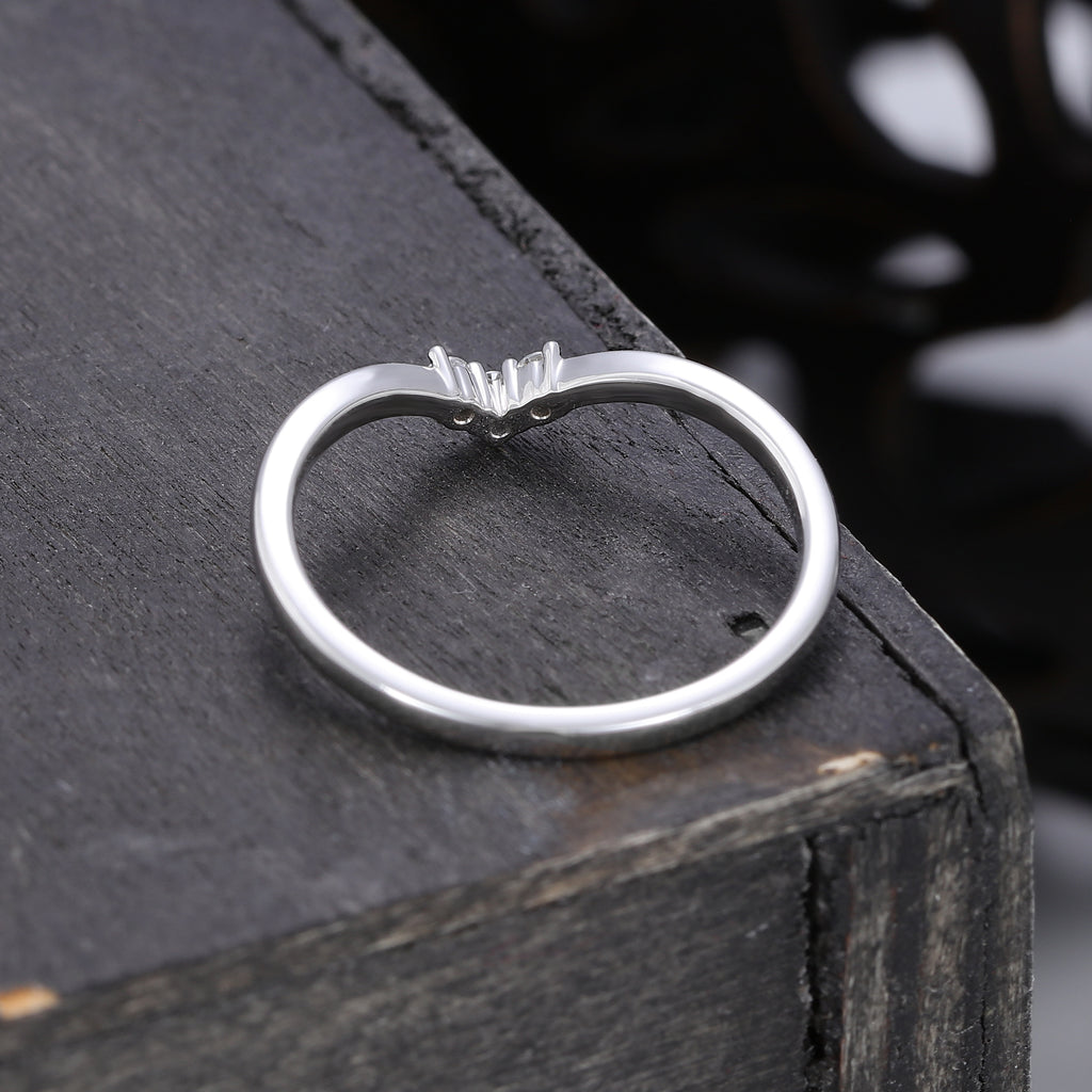 Unique Moissanite Curved Wedding Band Vintage White Gold Ring