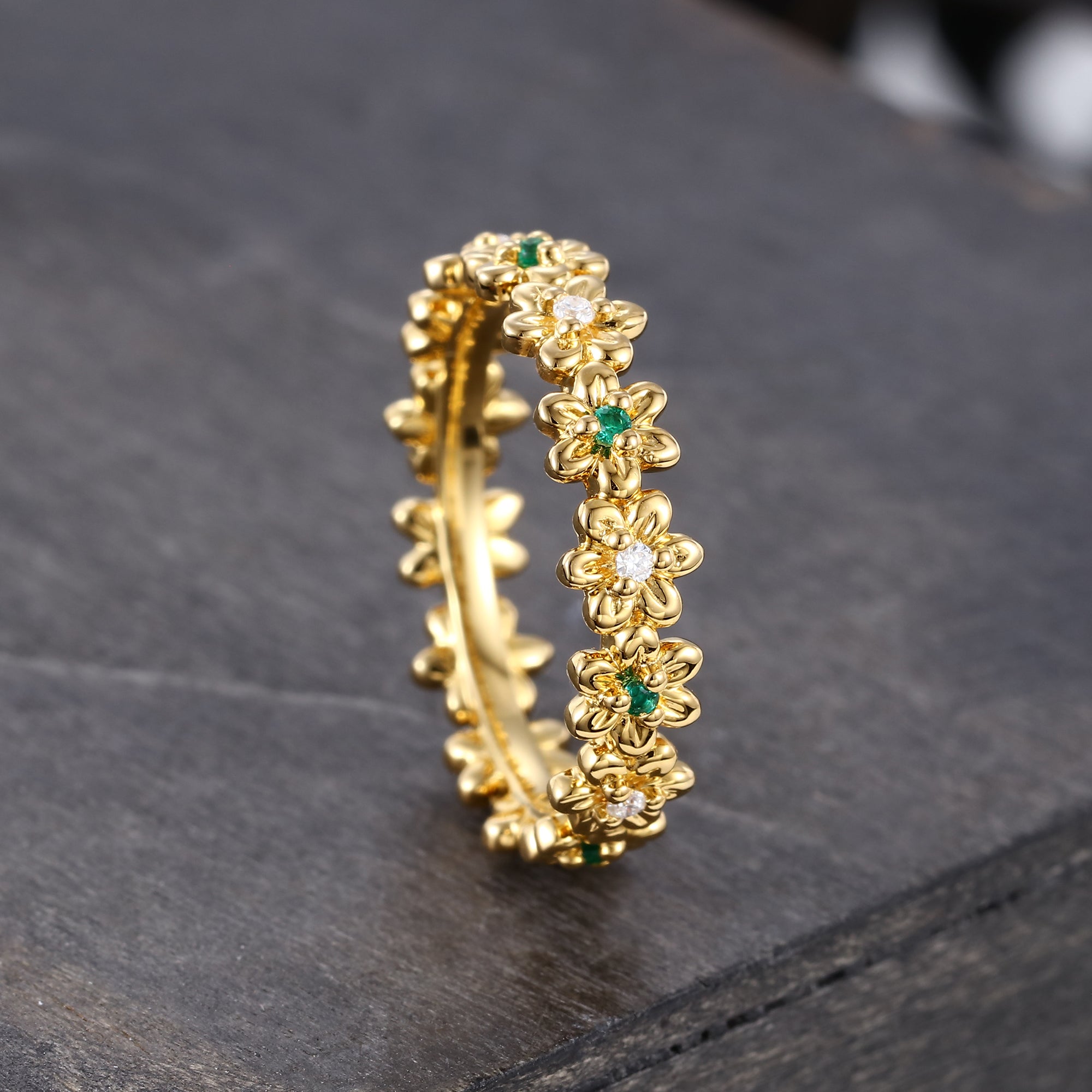 Vintage Emerald & Moissanite Wedding band Unique Yellow Gold Flower ring