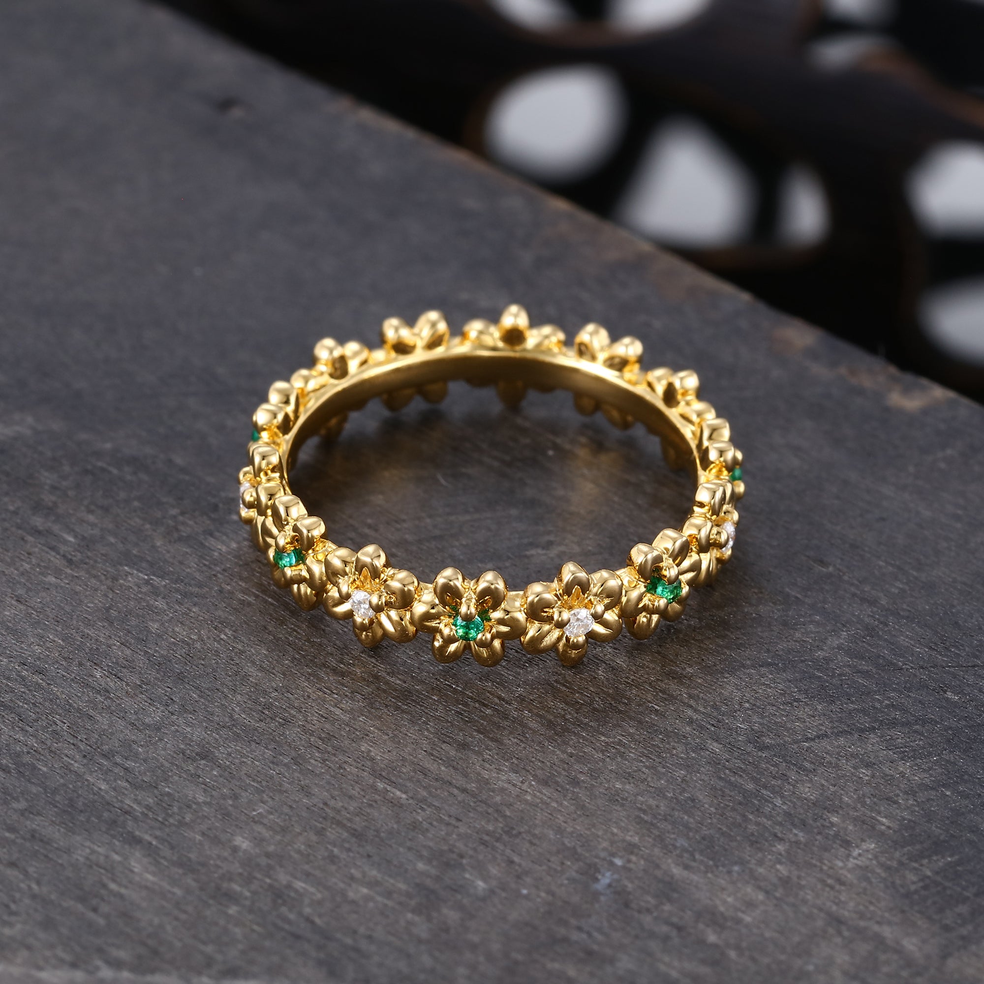 Vintage Emerald & Moissanite Wedding band Unique Yellow Gold Flower ring