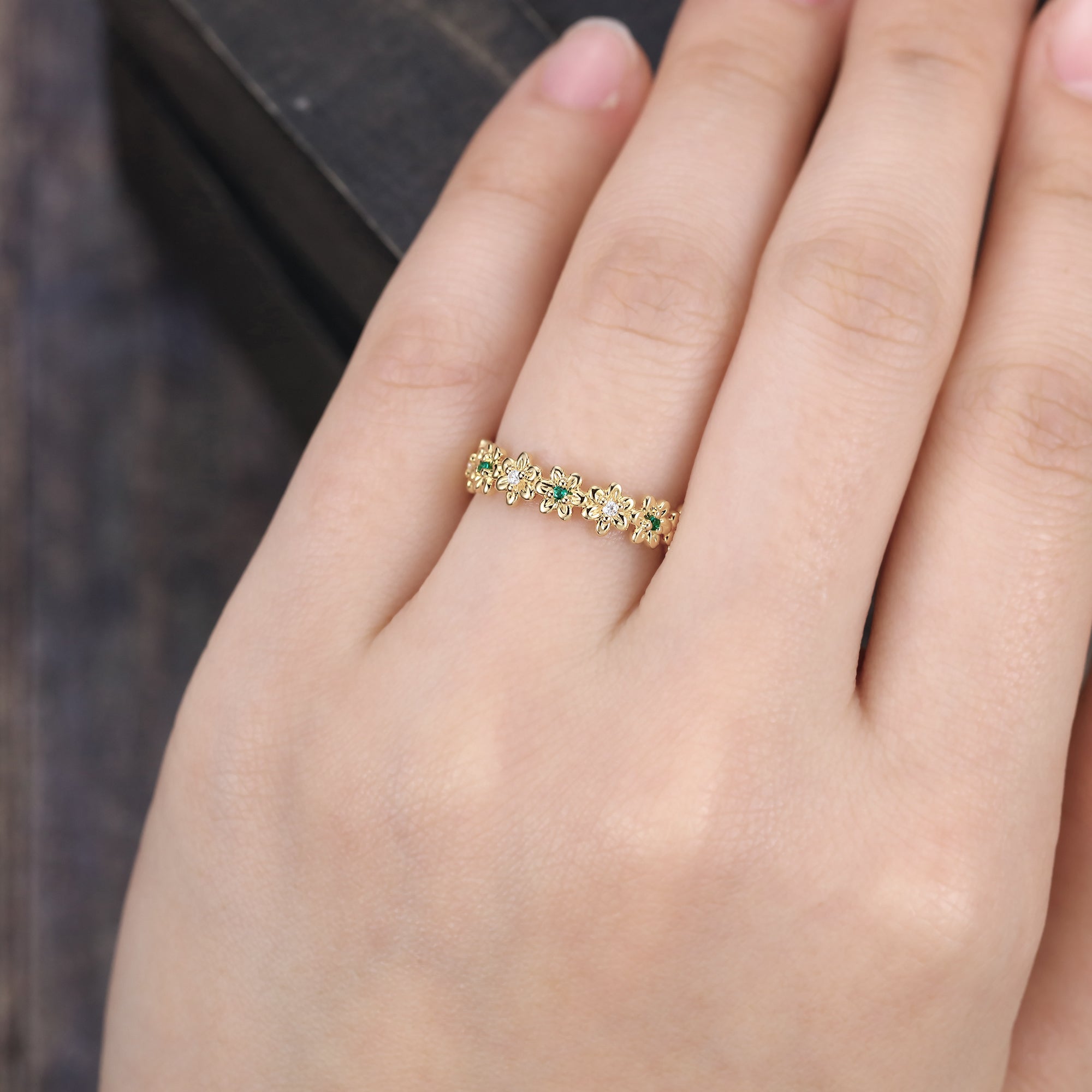Vintage Emerald & Moissanite Wedding band Unique Yellow Gold Flower ring